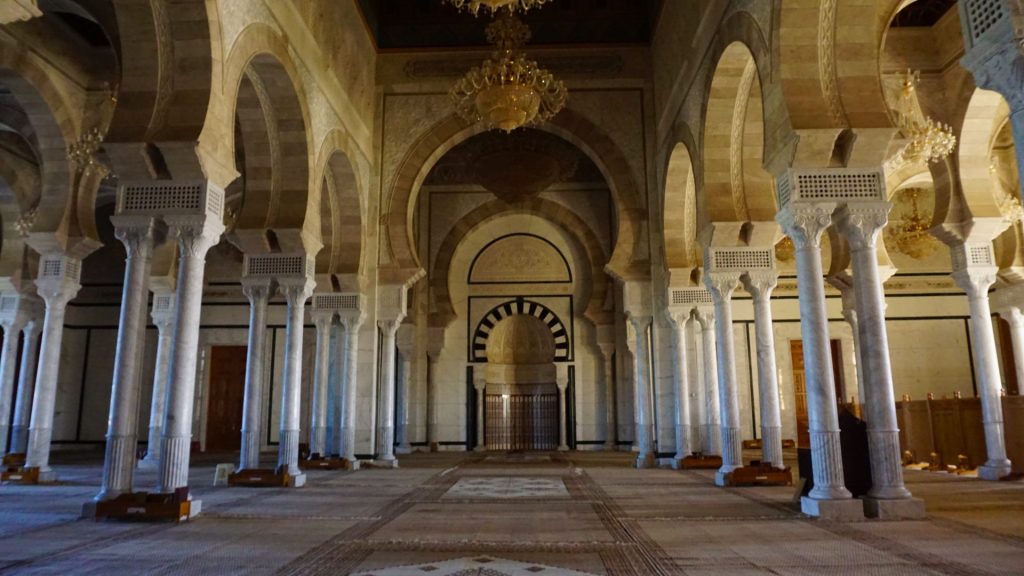 Tunis - Malik Iban Anas Mosque - Inside