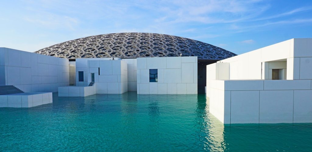 The Louvre in Abu Dhabi  - an impressive and unique piece of architecture