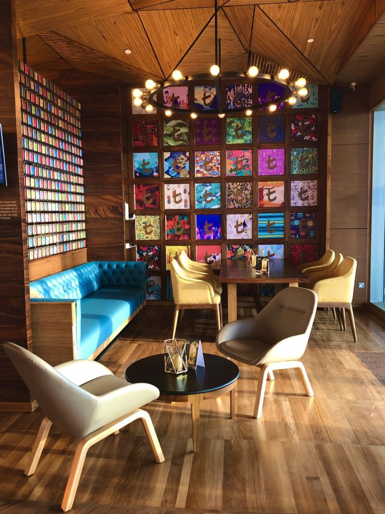 Dilmah t-lounge at One Galle Face in Colombo