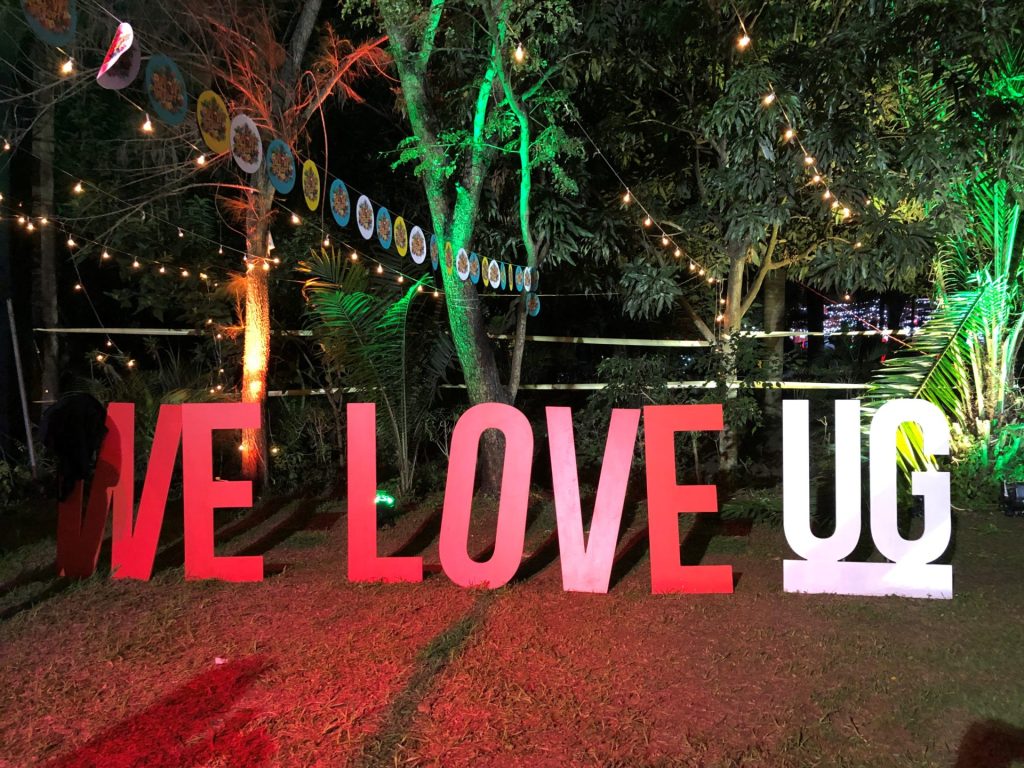 We Love UG sign