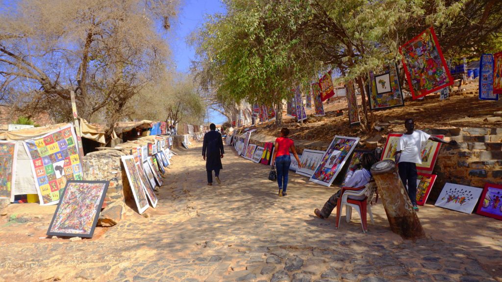 Ile de Goree - Artists displaying their works along the road up the hill